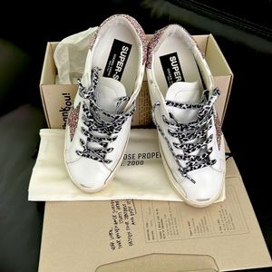 Beautiful Like New Golden Goose